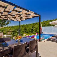 Villa Truva — 13