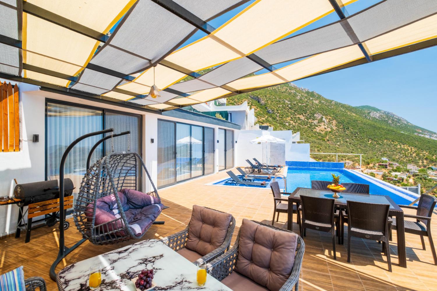 Villa Meri, Kalkan'da (5) Kişilik Muhafazakar Kiralık Balayı Villa