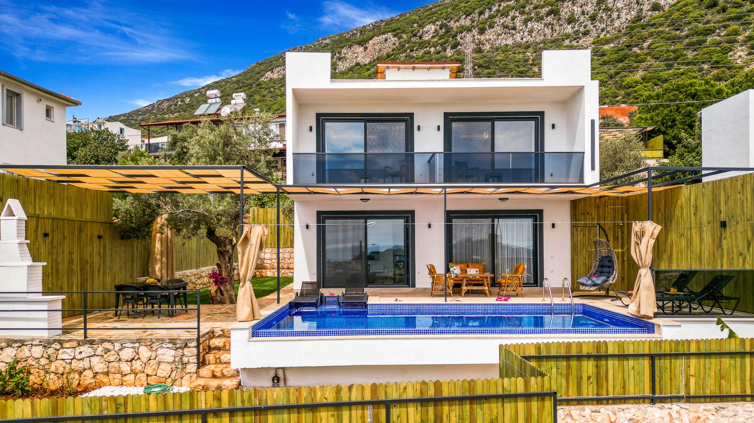 🌊 Villa Albedo Blue - Kaş’ta Muhafazakar & Deniz Manzaralı Tatil! 🏡