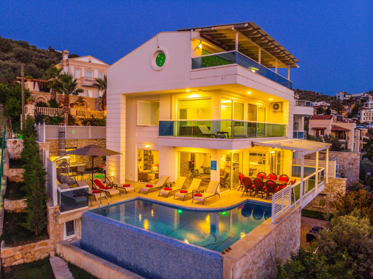 VILLA EVERES