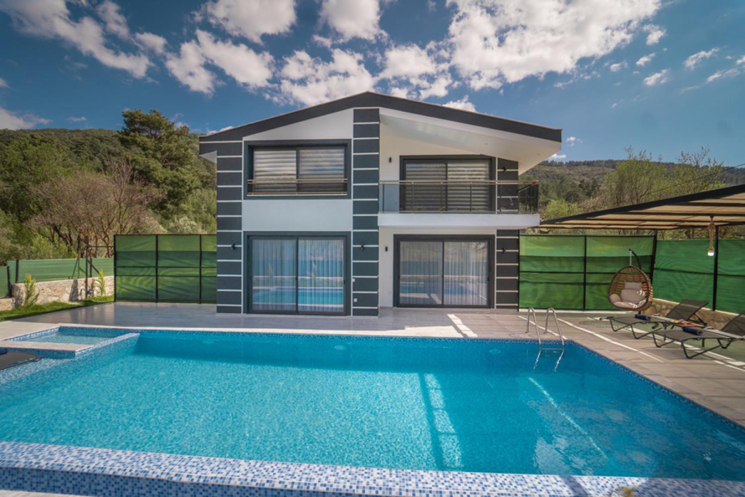 VILLA GOLD SARIBELEN