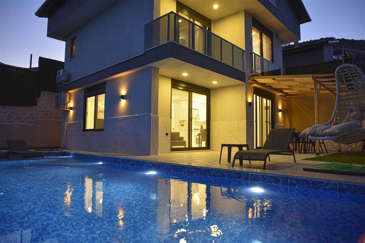 🌟 Villa Green Sea 2 | Jakuzili ve Manzaralı Lüks Tatil Villası