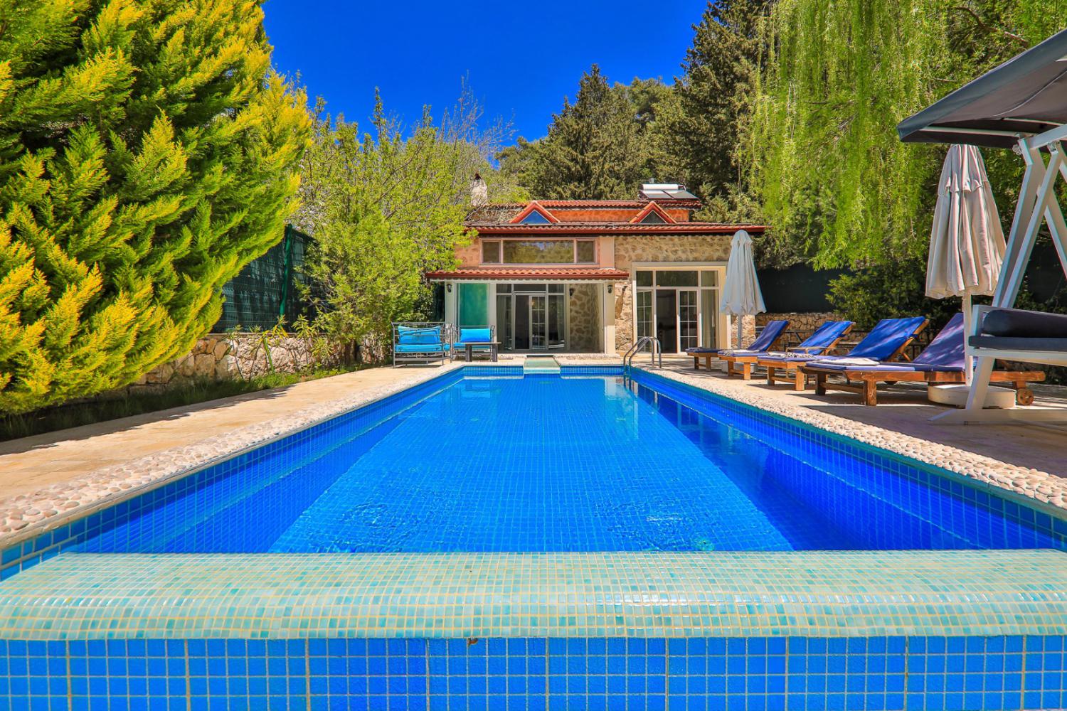 Villa Kaputas 2-Kalkan/Sarıbelen Village,Fully Secluded Pool,Unvisible Pool Terrace,Relax Atmosphere,Halal Villa