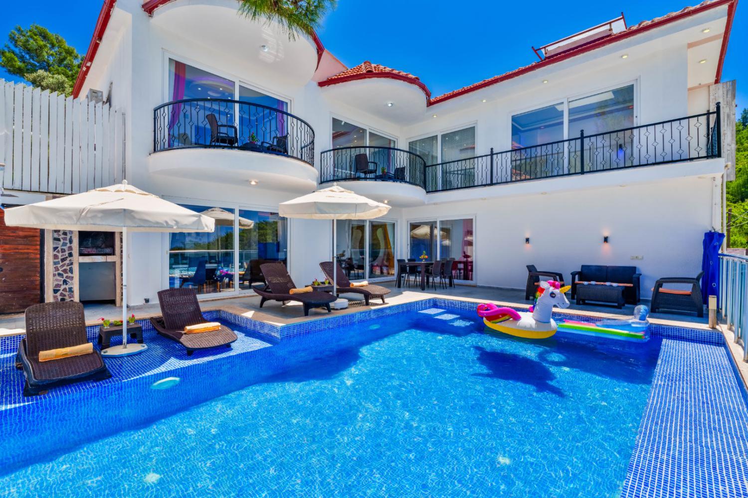 Villa Saral