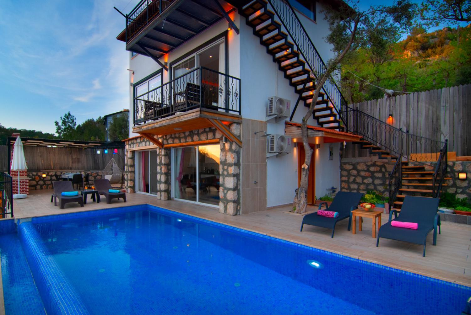 VILLA SATEN