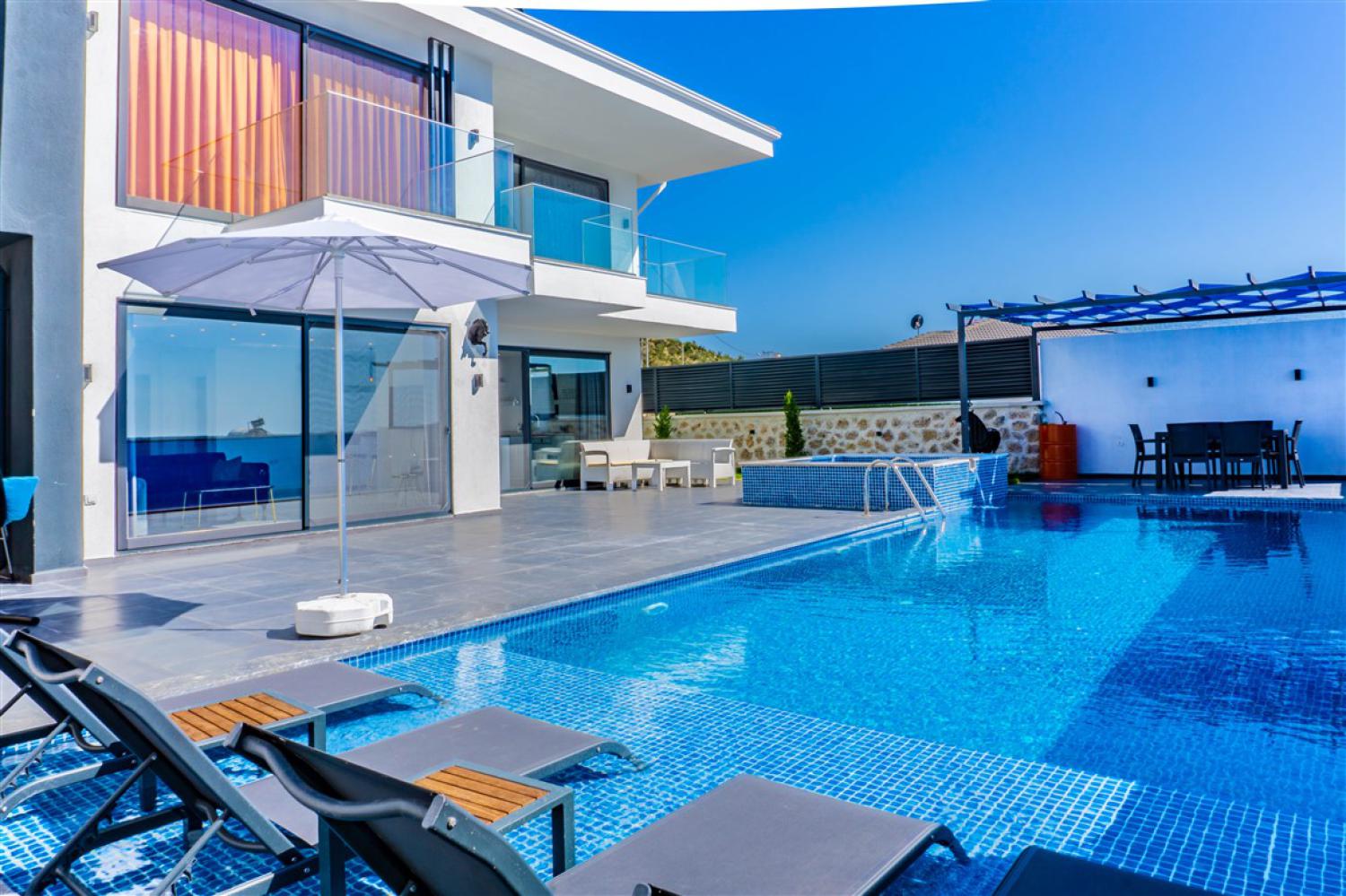 VİLLA SİRA YESİLKOY